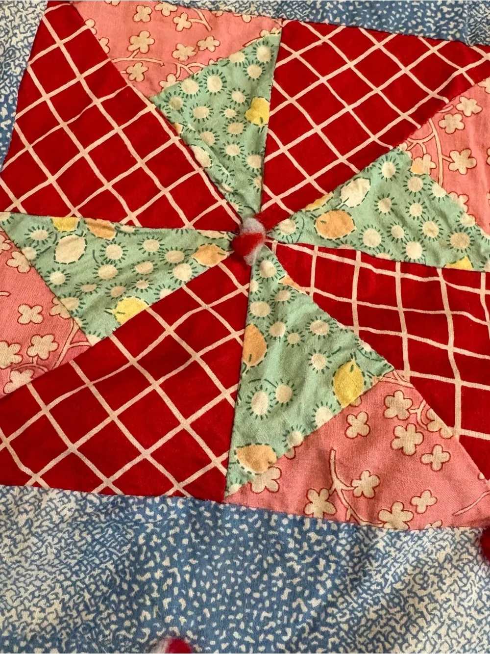 Vintage Handmade Patchwork Pinwheel Quilt 72”X58” Red Blue Floral Cottage 1940s